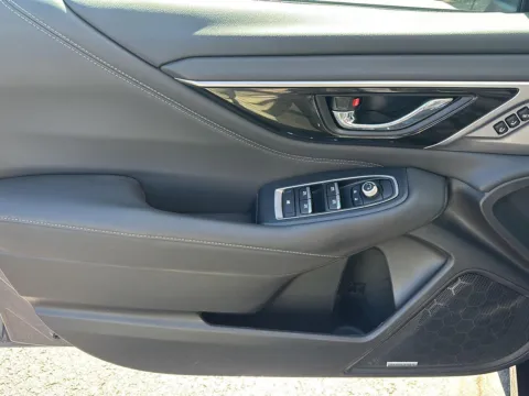 More photos of 2022 Subaru Legacy Limited at Wilmington Auto Center Chrysler Dodge Jeep RAM, OH