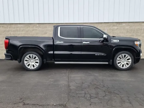 Black 2020 GMC Sierra 1500 Denali for sale in Wilmington, OH