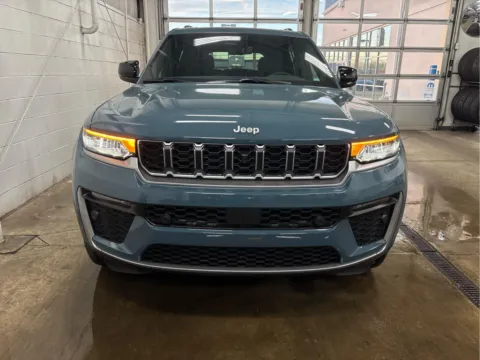 More photos of 2026 Jeep Grand Cherokee L Limited at Wilmington Auto Center Chrysler Dodge Jeep RAM, OH