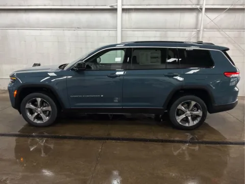 More photos of 2026 Jeep Grand Cherokee L Limited at Wilmington Auto Center Chrysler Dodge Jeep RAM, OH