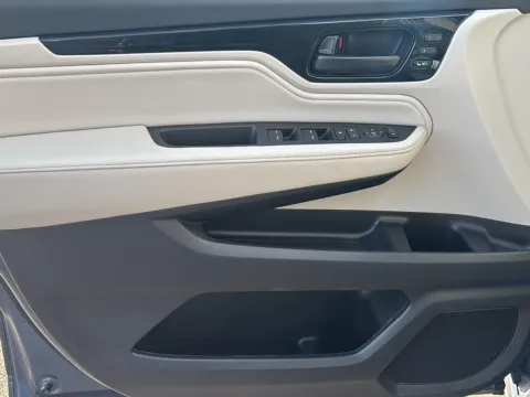 More photos of 2025 Honda Odyssey Touring at Wilmington Auto Center Chrysler Dodge Jeep RAM, OH