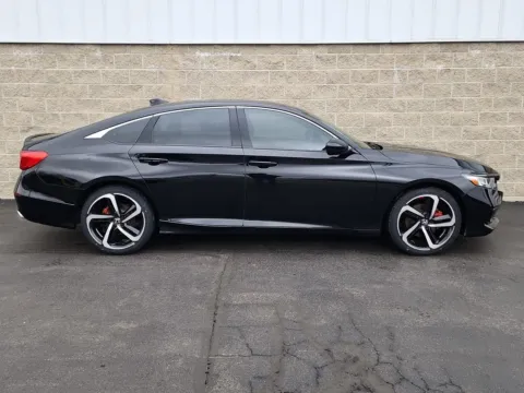 Black 2021 Honda Accord Sedan Sport SE for sale in Wilmington, OH