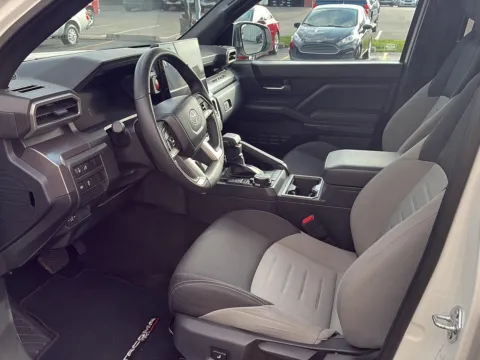 More photos of 2025 Toyota Tacoma TRD Off Road at Wilmington Auto Center Chrysler Dodge Jeep RAM, OH