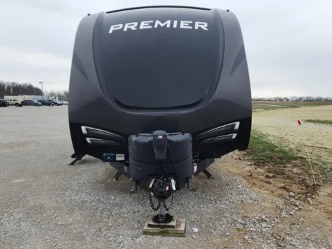 More photos of 2019 PREMIER BULLETT TRAVEL TRAILER at Wilmington Auto Center Chrysler Dodge Jeep RAM, OH