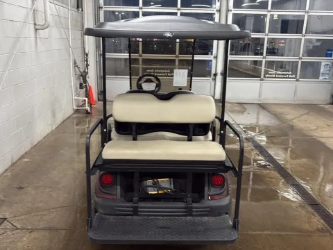 More photos of 2021 YAMAHA GOLF CART at Wilmington Auto Center Chrysler Dodge Jeep RAM, OH
