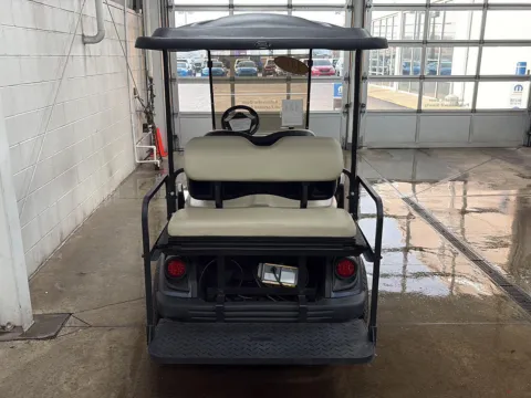 More photos of 2018 YAMAHA GOLF CART GOLFCART at Wilmington Auto Center Chrysler Dodge Jeep RAM, OH