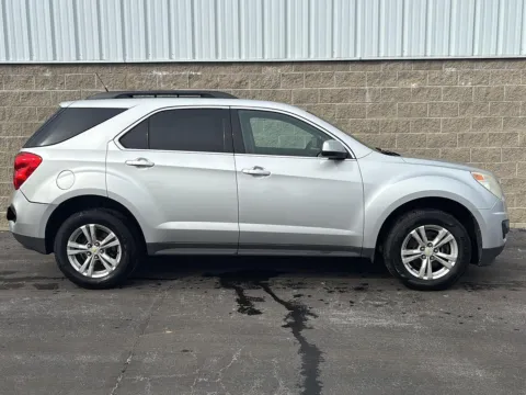 Silver 2011 Chevrolet Equinox LT w/1LT for sale in Wilmington, OH