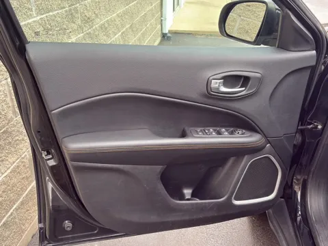 More photos of 2019 Jeep Compass Limited at Wilmington Auto Center Chrysler Dodge Jeep RAM, OH