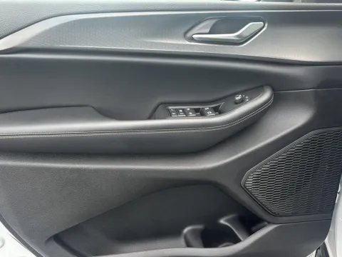 More photos of 2023 Jeep Grand Cherokee L Laredo at Wilmington Auto Center Chrysler Dodge Jeep RAM, OH