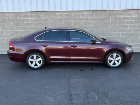 Red 2013 Volkswagen Passat SE w/Sunroof & Nav for sale in Wilmington, OH