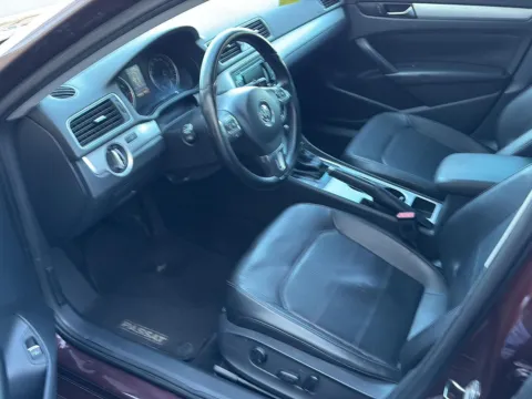 More photos of 2013 Volkswagen Passat SE w/Sunroof & Nav at Wilmington Auto Center Chrysler Dodge Jeep RAM, OH