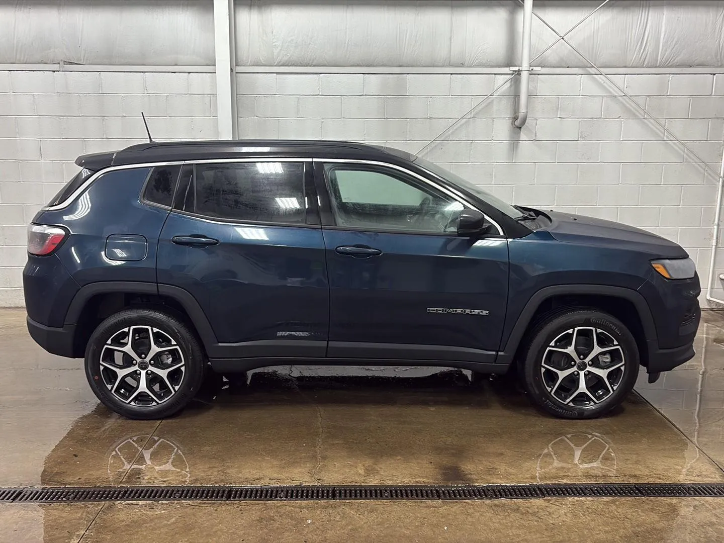 Blue 2026 Jeep Compass Limited for sale in Wilmington, OH