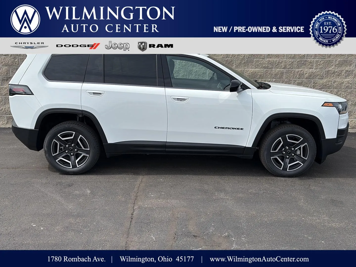 2026 Jeep Cherokee Laredo for sale in Wilmington, OH
