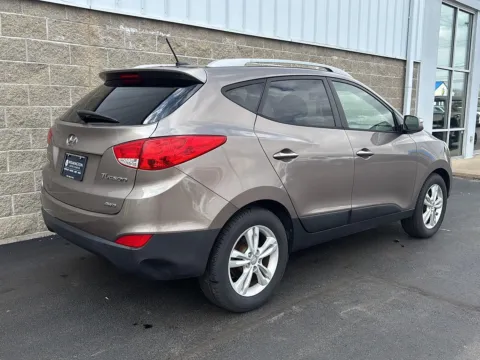 Photos of 2013 Hyundai Tucson GLS for sale in Wilmington, OH at Wilmington Auto Center Chrysler Dodge Jeep RAM