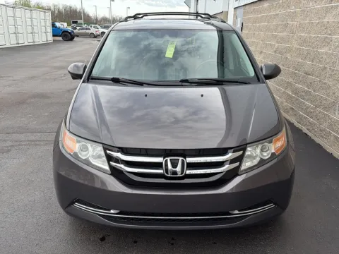 More photos of 2015 Honda Odyssey EX-L at Wilmington Auto Center Chrysler Dodge Jeep RAM, OH