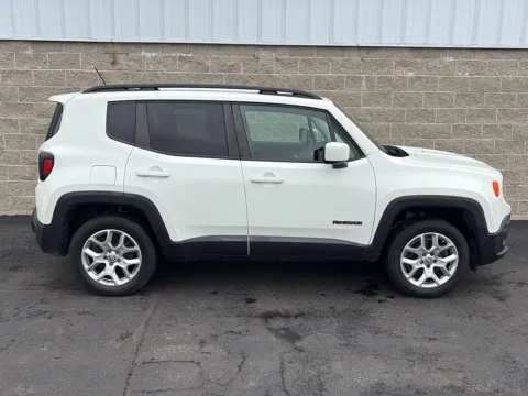 Photos of 2015 Jeep Renegade Latitude for sale in Wilmington, OH at Wilmington Auto Center Chrysler Dodge Jeep RAM