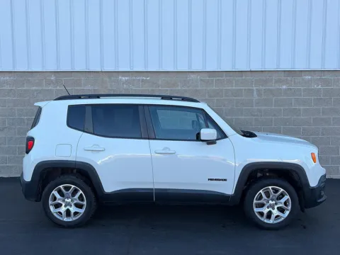 Photos of 2015 Jeep Renegade Latitude for sale in Wilmington, OH at Wilmington Auto Center Chrysler Dodge Jeep RAM