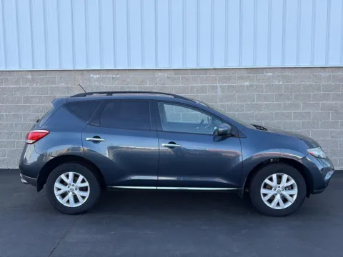 Gray 2011 Nissan Murano SL for sale in Wilmington, OH