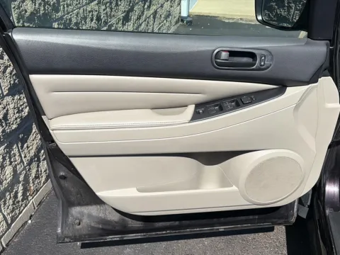 More photos of 2010 Mazda CX-7 Sport at Wilmington Auto Center Chrysler Dodge Jeep RAM, OH