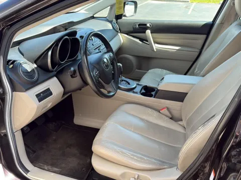 More photos of 2010 Mazda CX-7 Sport at Wilmington Auto Center Chrysler Dodge Jeep RAM, OH