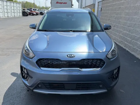 More photos of 2020 Kia Niro Plug-In Hybrid EX at Wilmington Auto Center Chrysler Dodge Jeep RAM, OH