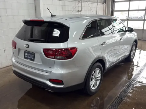 More photos of 2019 Kia Sorento LX V6 at Wilmington Auto Center Chrysler Dodge Jeep RAM, OH