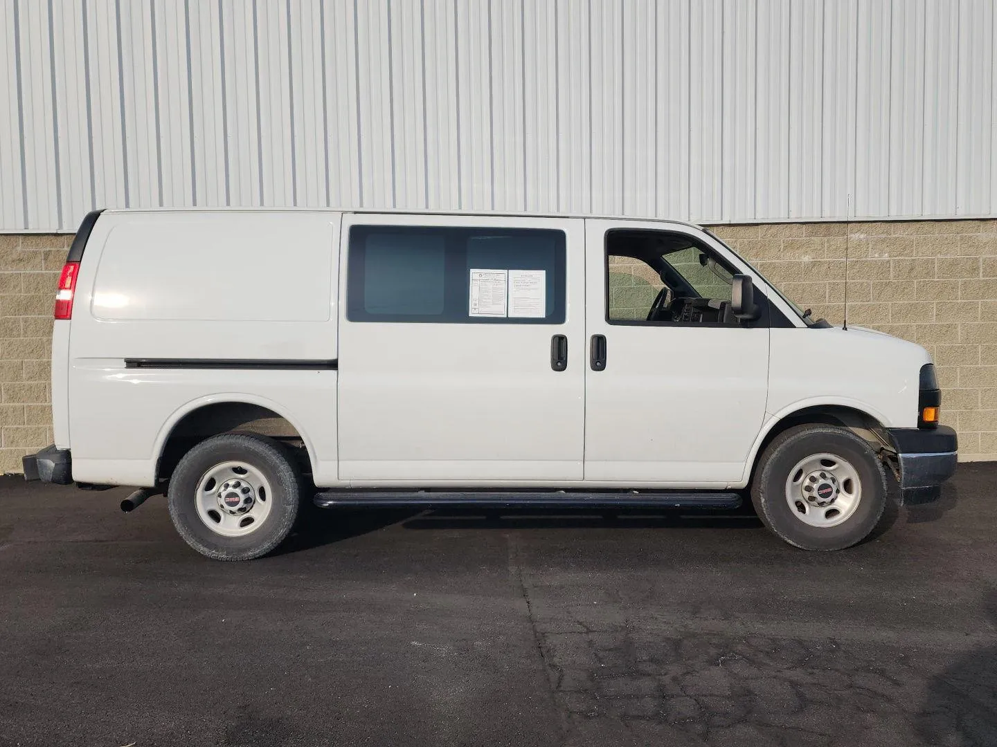 2018 GMC Savana Cargo Van 2500 for sale in Wilmington, OH