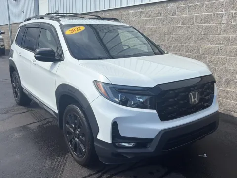 Photos of 2022 Honda Passport Elite for sale in Wilmington, OH at Wilmington Auto Center Chrysler Dodge Jeep RAM