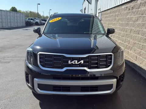 Another view of 2024 KIA Telluride S for sale in Wilmington, OH at Wilmington Auto Center Chrysler Dodge Jeep RAM