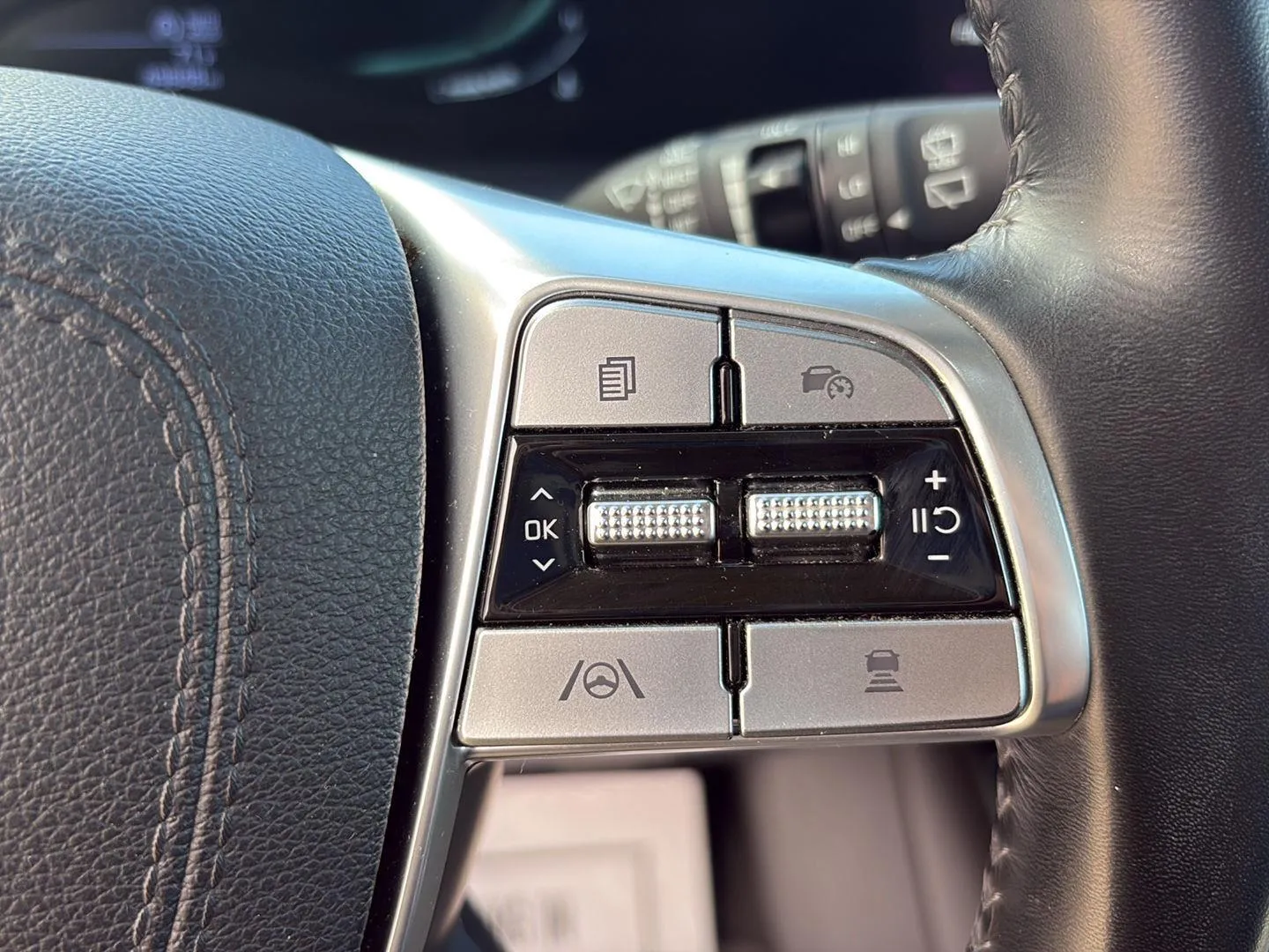 2024 Kia Telluride S - Photo 9