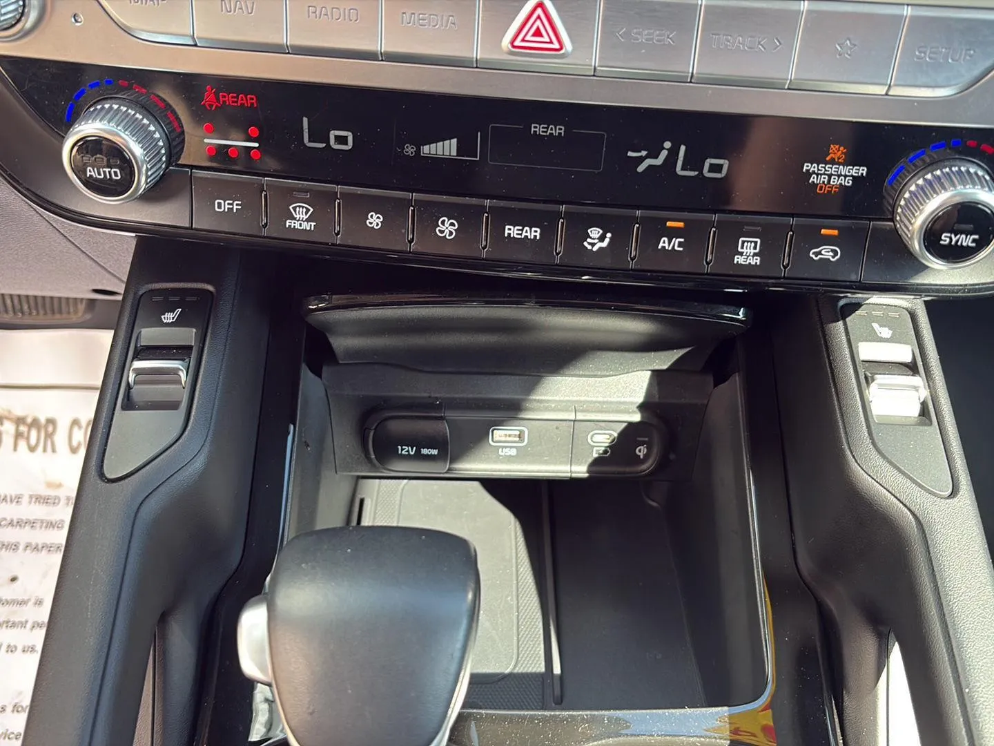2024 Kia Telluride S - Photo 17