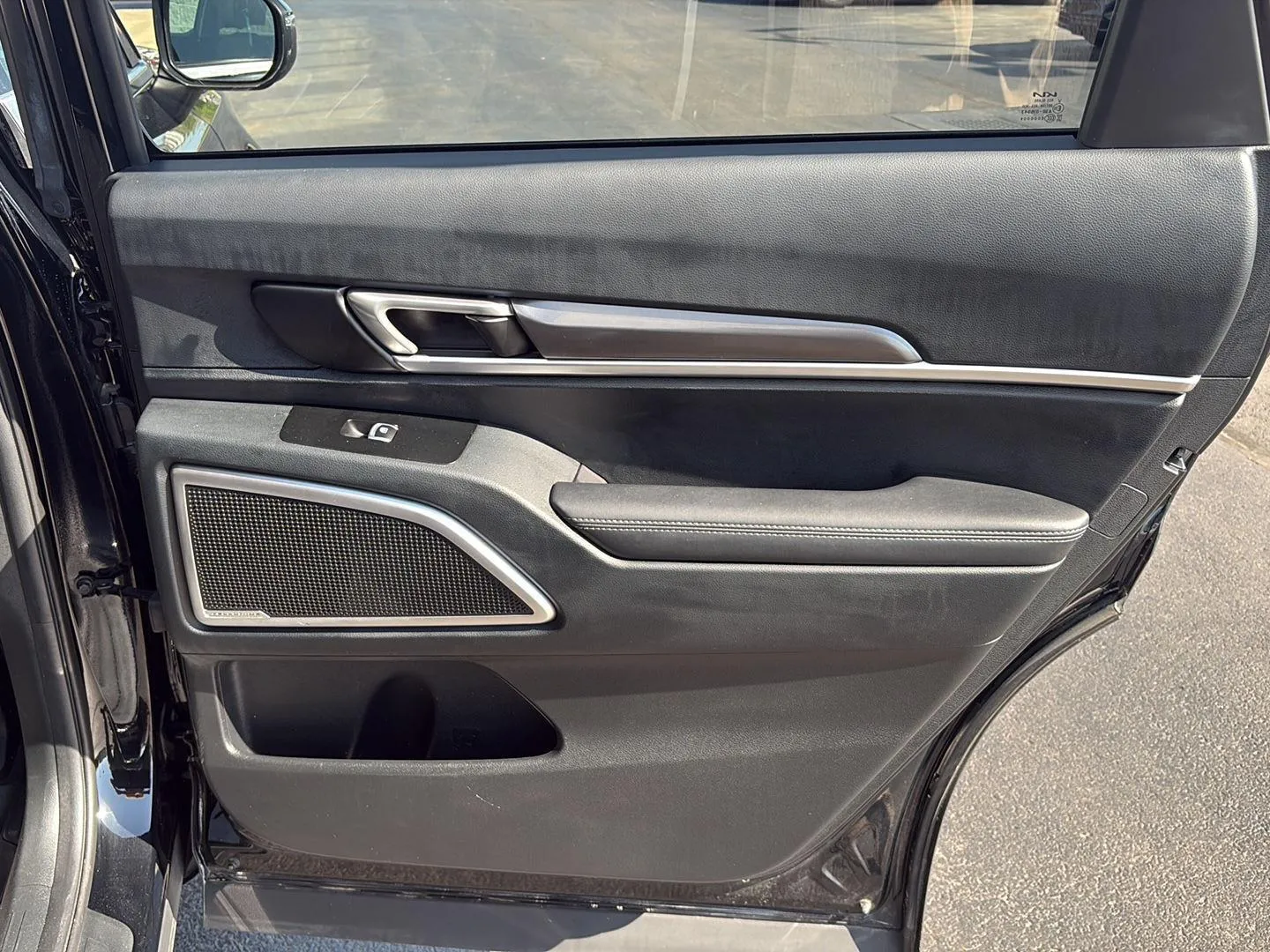 2024 Kia Telluride S - Photo 24