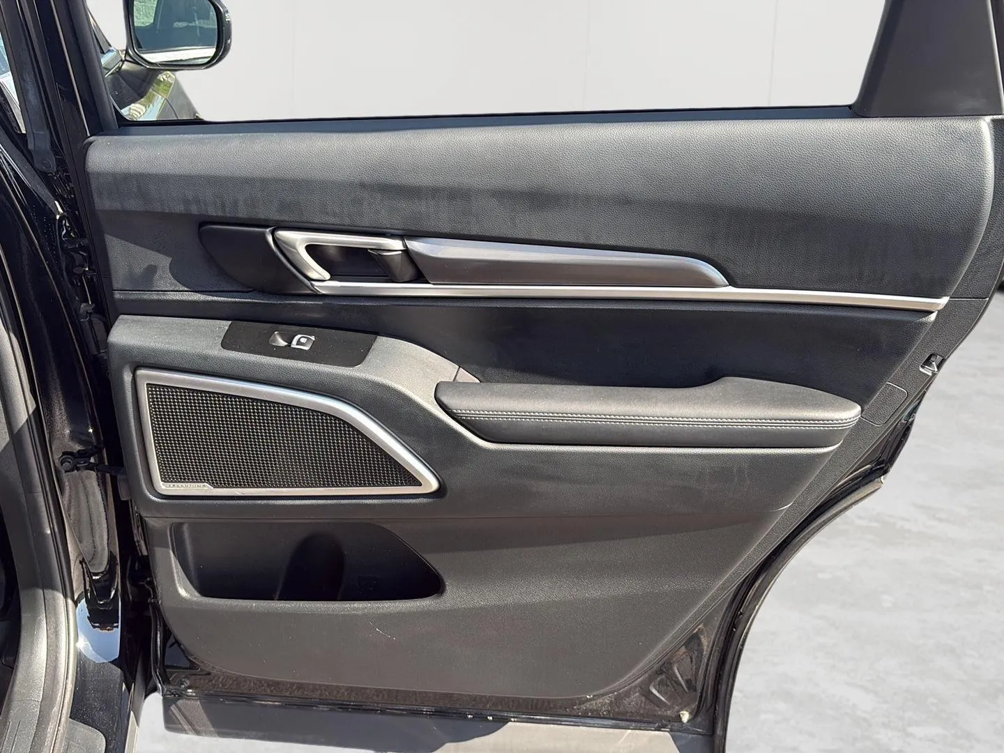 2024 Kia Telluride S - Photo 24
