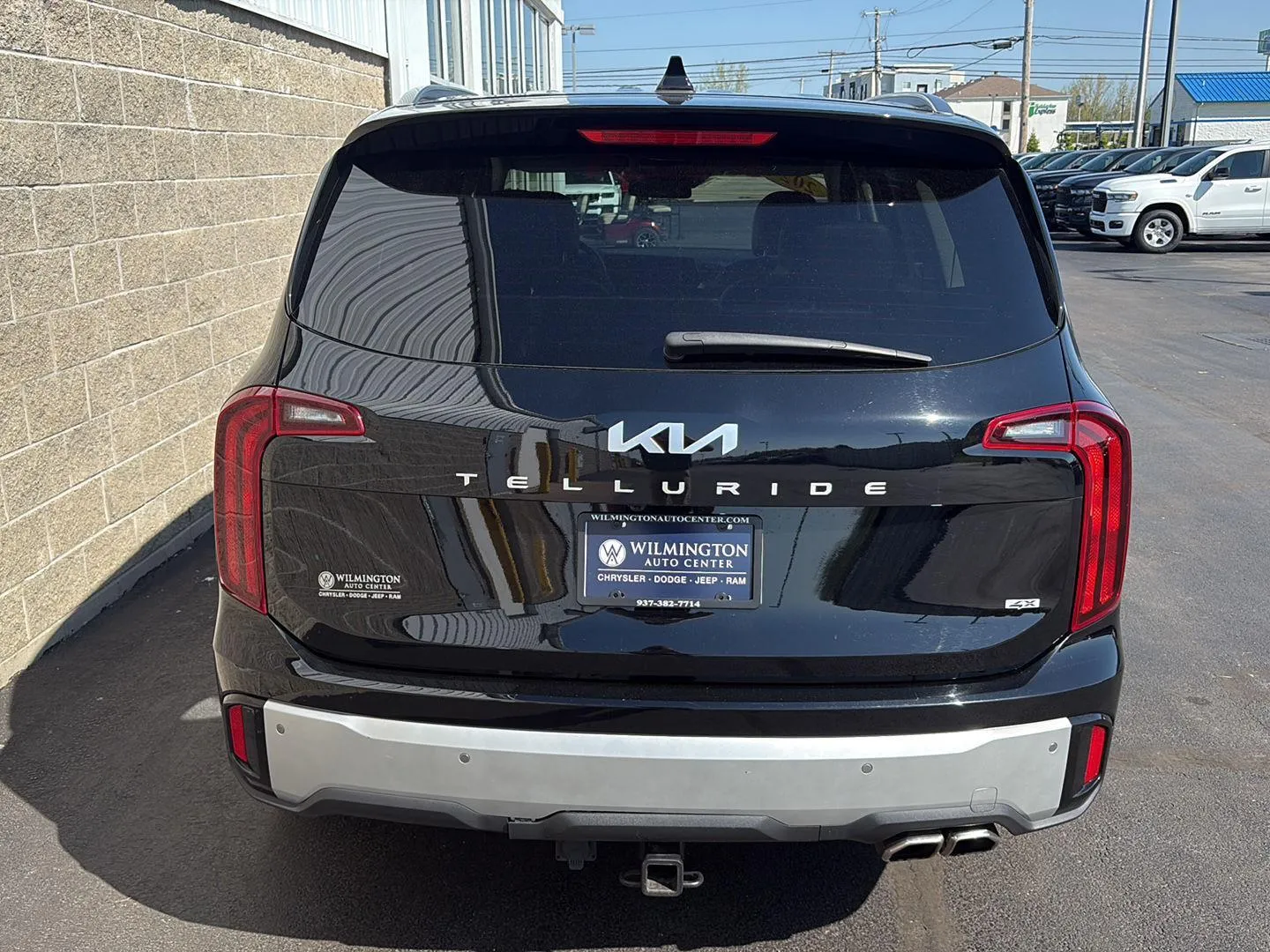 2024 Kia Telluride S - Photo 45