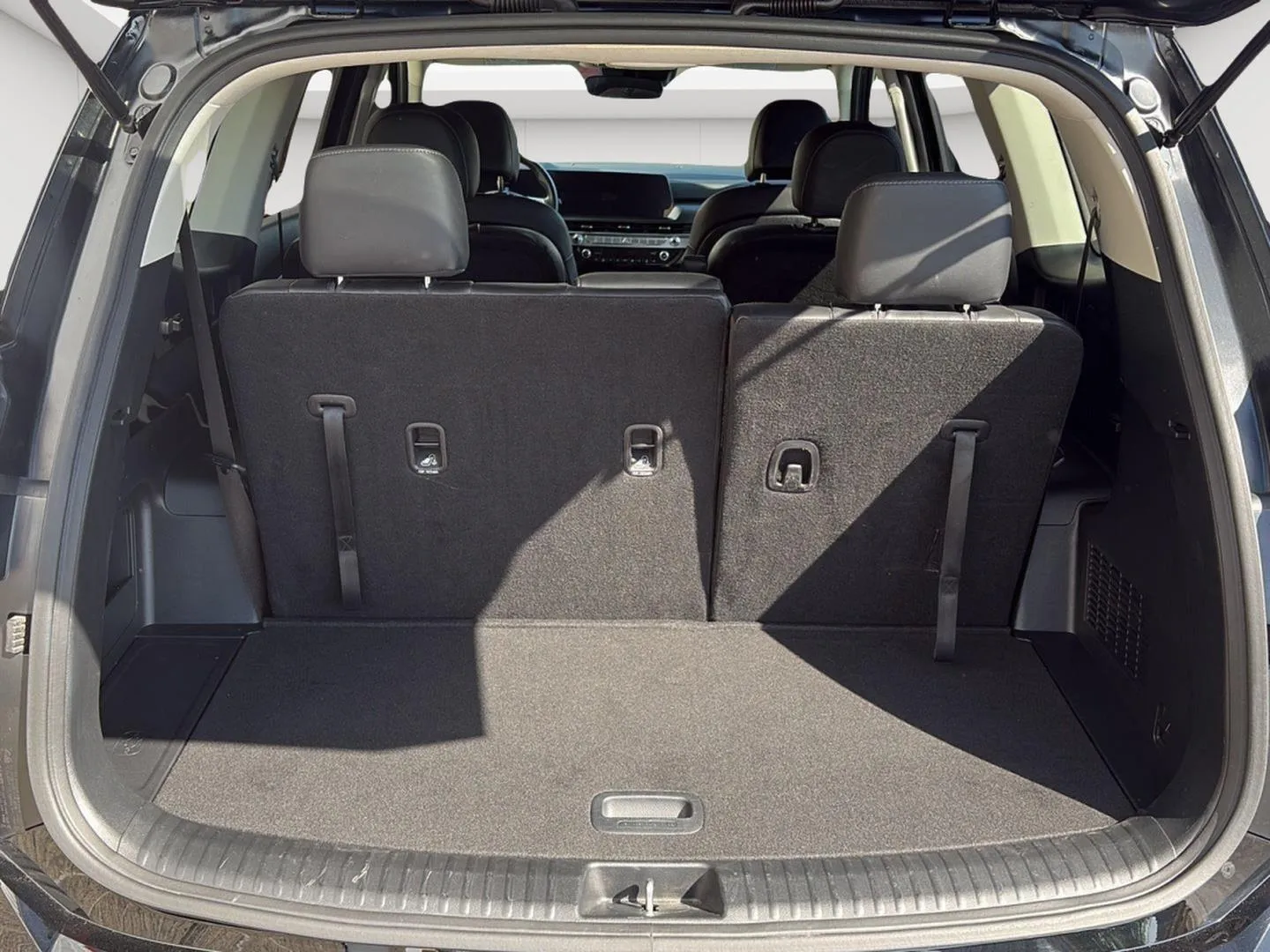 2024 Kia Telluride S - Photo 34