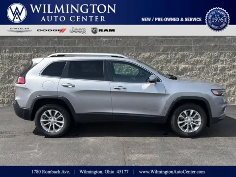 Silver 2019 Jeep Cherokee Latitude for sale in Wilmington, OH