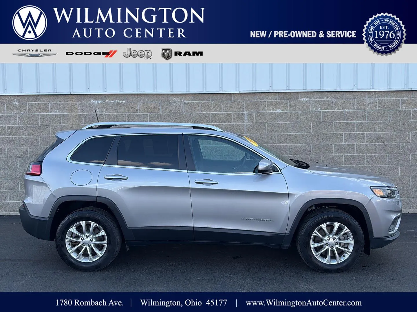 Silver 2019 Jeep Cherokee Latitude for sale in Wilmington, OH