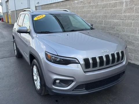 Photos of 2019 Jeep Cherokee Latitude for sale in Wilmington, OH at Wilmington Auto Center Chrysler Dodge Jeep RAM