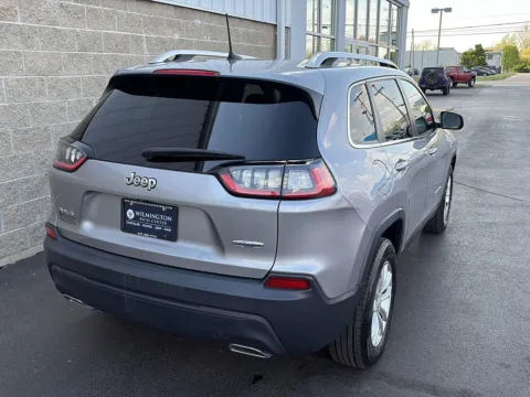 More photos of 2019 Jeep Cherokee Latitude at Wilmington Auto Center Chrysler Dodge Jeep RAM, OH
