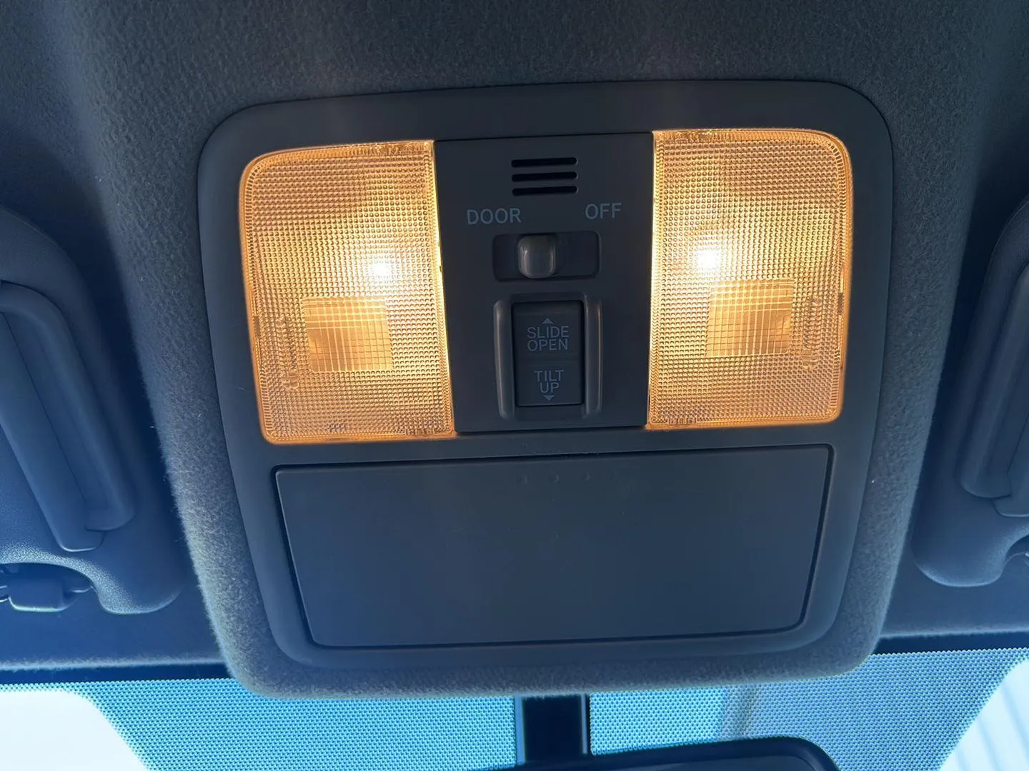 2010 Toyota RAV4 Limited - Photo 29