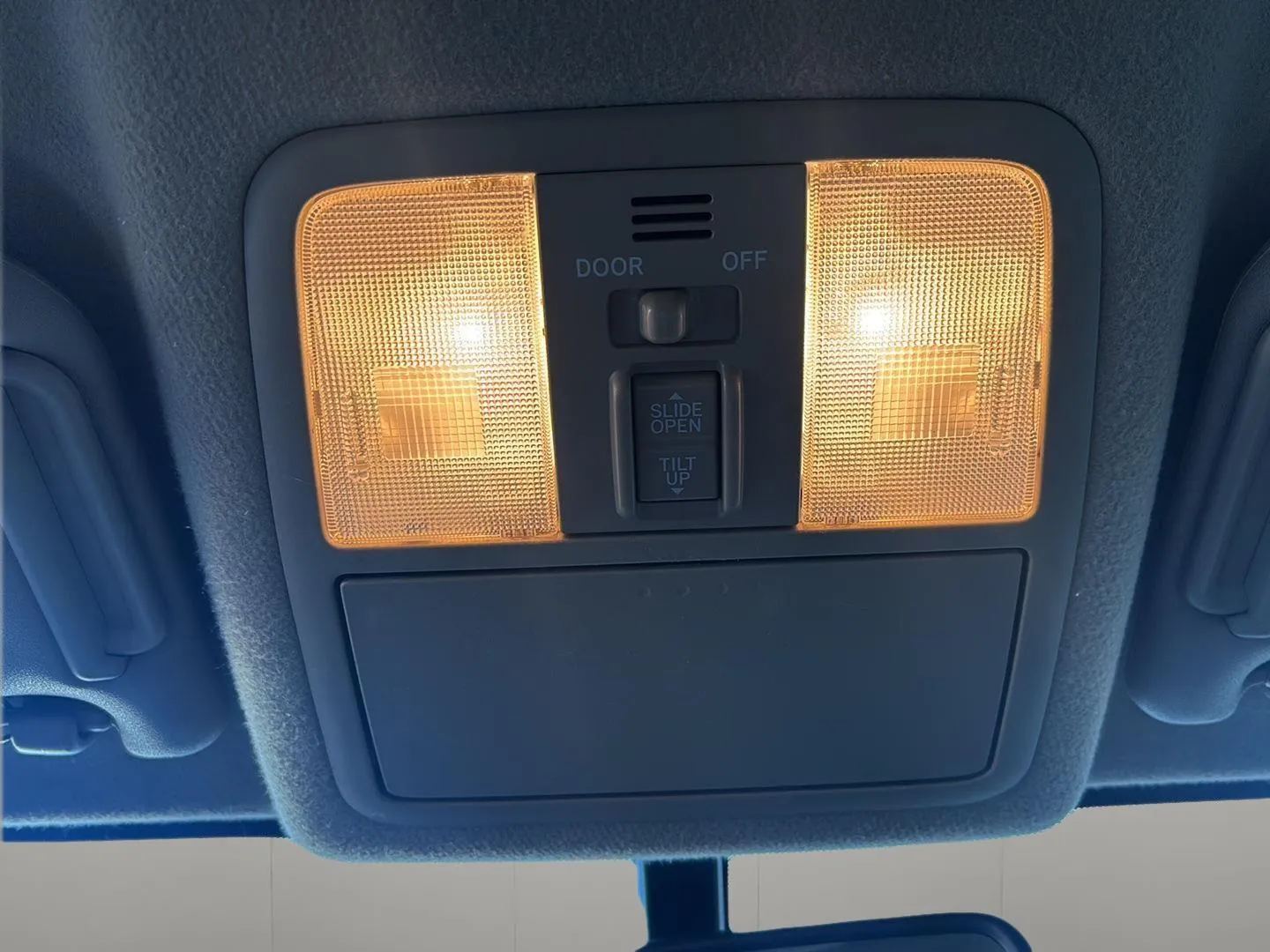 2010 Toyota RAV4 Limited - Photo 29