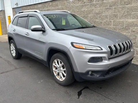 Photos of 2014 Jeep Cherokee Latitude for sale in Wilmington, OH at Wilmington Auto Center Chrysler Dodge Jeep RAM