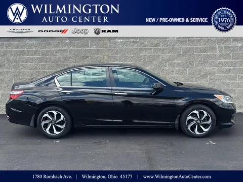 Black 2017 Honda Accord Sedan EX-L for sale in Wilmington, OH