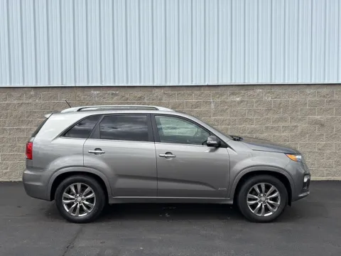 Photos of 2012 Kia Sorento SX for sale in Wilmington, OH at Wilmington Auto Center Chrysler Dodge Jeep RAM