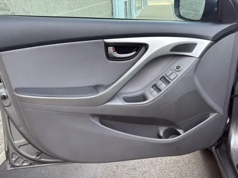 More photos of 2012 Hyundai Elantra Limited PZEV at Wilmington Auto Center Chrysler Dodge Jeep RAM, OH