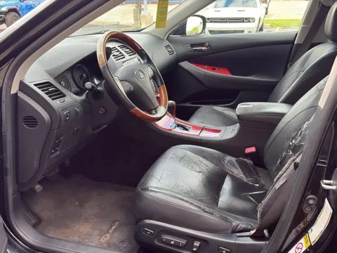 More photos of 2008 Lexus ES 350 at Wilmington Auto Center Chrysler Dodge Jeep RAM, OH