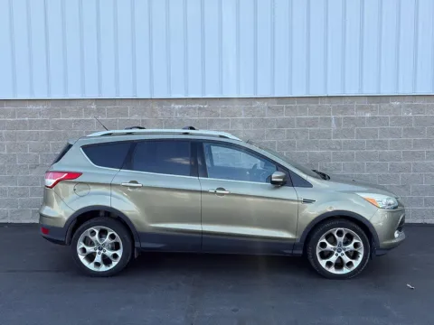 Gold 2013 Ford Escape Titanium for sale in Wilmington, OH