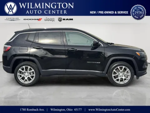 Black 2023 Jeep Compass Latitude Lux for sale in Wilmington, OH