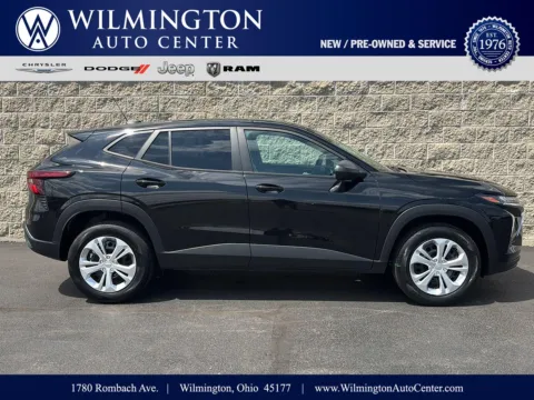 Black 2024 Chevrolet Trax LS for sale in Wilmington, OH