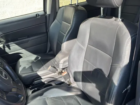More photos of 2015 Jeep Patriot High Altitude Edition at Wilmington Auto Center Chrysler Dodge Jeep RAM, OH